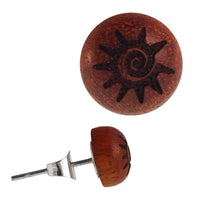 Load image into Gallery viewer, Holz Ohrstecker Sonnenspirale Sterlingsilber 925er rund 8 mm Lasergravur golden
