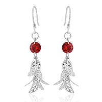 Load image into Gallery viewer, These nickelfree Ohrhänger Ohrringe für Damen are crafted from 925er Sterling Silber and feature leaf-shaped charms with a round red Zirkonia above each, all hanging from elegant hook-style ear wires.
