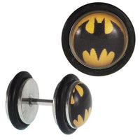 Load image into Gallery viewer, Fake Piercing Plug Edelstahl gelb Fledermaus schwarz Gummiring 7 mm
