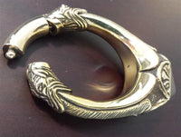 Load image into Gallery viewer, Clicker Piercing Ohrgewicht gold antik Segmentring 5mm oxidiert Messing 39g 50mm
