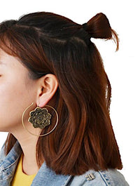 Cargar imagen en el visor de la galería, Piercing 10,5g Ohrgewicht Messing Mandala Blume Spirale
