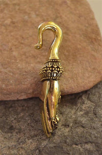 Cargar imagen en el visor de la galería, Piercing 36g Ohrgewicht Brass 6mm Buddha Hand

