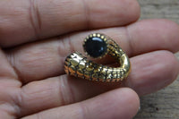 Load image into Gallery viewer, Piercing 23g Ohrgewicht Brass 5mm Tigerauge Schraube
