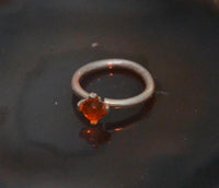 Load image into Gallery viewer, Universal Piercing Ring 925 Silber 1.2mm Garnet Stein
