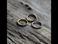 Cargar imagen en el visor de la galería, Klapp Segment Ring Piercing rechteckig Kristall schwarz
