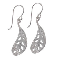 Load image into Gallery viewer, Ohrringe matt Blatt gebogen gebürstet Silberohrringe 925er Sterling Silber Damen Ohrhänger Schmuck
