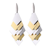 Cargar imagen en el visor de la galería, Brass Ohrstecker silberfarben und golden Rauten Anhänger glänzend
