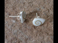 Cargar imagen en el visor de la galería, Shivaauge Träne 8mm Silber Ohrstecker 925 Shiva Auge
