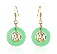 Cargar imagen en el visor de la galería, A pair of Brass Ohrringe Ohrhänger Ohrschmuck Damen earrings with round cat&#39;s eye hoops and intricate brass designs, all crafted from nickel-free materials.
