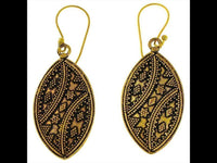 Load image into Gallery viewer, Ohrringe Mandel Zacken Punkte Sterne Bögen Messing antik golden nickelfrei Tribal Brass Ohrhänger
