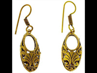 Cargar imagen en el visor de la galería, Ohrringe oval Muschel hohl Messing dunkel antik golden nickelfrei Piercing Tribal Schmuck
