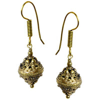 Cargar imagen en el visor de la galería, Ohrringe Kugeln Seile hohl Messing antik golden Ohrhänger nickelfrei dunkel Tribal Brass Piercing
