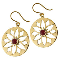 Load image into Gallery viewer, Ohrringe Blume Karneol glänzend Messing Brass antik golden Ohrhänger nickelfrei Tribal Schmuck
