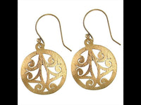 Load image into Gallery viewer, Ohrringe Kreis gebürstet Spiralen Messing antik golden nickelfrei Tribal Brass Ohrhänger
