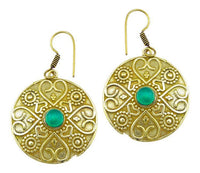 Load image into Gallery viewer, Ohrringe grüner Onyx Stein Herz Kreis Dreiecke Messing Ohrhänger nickelfrei antik golden Tribal
