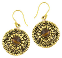 Load image into Gallery viewer, Ohrringe Tigerauge Kreise rund Spiralbögen Messing antik golden Tribal 22 mm
