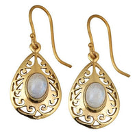 Load image into Gallery viewer, Ohrringe Tropfenform Muster großer Mondstein weiß Messing glänzend antik golden
