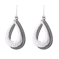 Load image into Gallery viewer, Brass Ohrringe silberfarben Tropfen groß klein silberfarben grau
