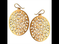 Load image into Gallery viewer, Messing Ohrringe oval groß Schnörkel Linien Haken Verschluss antik golden Tribal Ohrhänger
