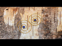 Load image into Gallery viewer, Spiralen Ohrringe dünn Lapis rund Messing Brass antik golden nickelfrei Piercing Tribal Schmuck
