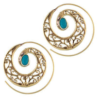 Load image into Gallery viewer, Spiralen Ohrringe breit gestanzt Türkis oval Messing antik golden nickelfrei Piercing Tribal
