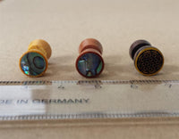 Load image into Gallery viewer, Fake Holzplug Holz Plug Lobe Piercing Inlay Edelstahl Paua Muschel Türkis Stein
