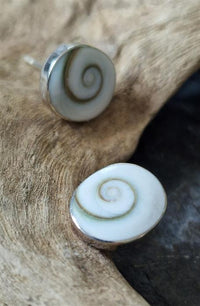 Cargar imagen en el visor de la galería, Shivaauge aufrecht oval Silberohrstecker Ohrstecker 925er Silber Shiva Auge Eye Damen
