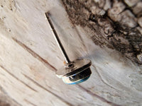 Load image into Gallery viewer, Ohrstecker Türkis Tropfen 8 mm 925er Sterling Silber Rand Stein Silberohrstecker
