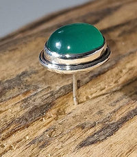 Cargar imagen en el visor de la galería, Grüne Onyx-Ohrstecker für Damen - Silber 925 Sterling Echtschmuck
