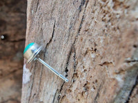 Load image into Gallery viewer, Ohrstecker Malachit grün Tropfen 6 mm 925er Sterling Silber Rand Stein Silberohrstecker
