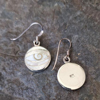 Load image into Gallery viewer, Shivaauge Perlmutt Mandel Silberohrringe Ohrringe 925er Sterling Silber Damen Schmuck Shiva Auge
