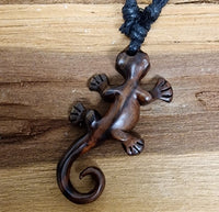 Load image into Gallery viewer, Nara Holz-Ketten: Natürlicher Holzschmuck mit Frei Verstellbarer Baumwollkette
