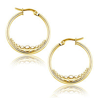 Load image into Gallery viewer, Strahlende Creolen - Handgefertigte Damenohrringe in gold und silber
