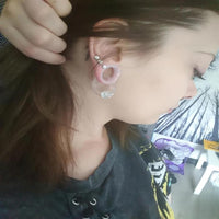 Cargar imagen en el visor de la galería, Ball Closure Piercing Klemmkugel Ring rot Acryl - chic - net.de
