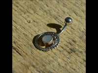 Cargar imagen en el visor de la galería, Bauchnabel Piercing Edelstahl Silber Punkte Spirale Inlay - chic - net.de
