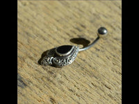 Load image into Gallery viewer, Bauchnabelpiercing aus Edelstahl Silber als Schnörkel Träne - chic - net.de
