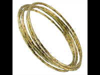 Cargar imagen en el visor de la galería, Brass Armreife Messing antik golden gehämmert 5er Set dünn nickelfrei 65 mm Innendurchmesser - chic - net.de
