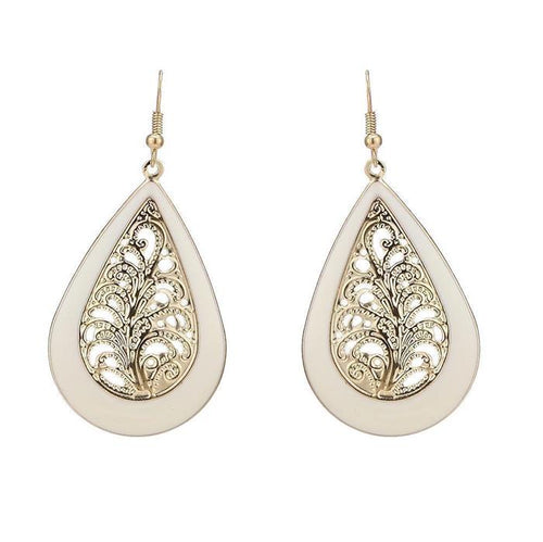 Brass golden weiße Ohrringe Emaille Tropfen Farn verziert gewölbt 5 cm - chic - net.de