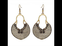 Cargar imagen en el visor de la galería, Brass Ohrringe goldfarben oxidiert groß rund schnörkel Quadrat - chic - net.de
