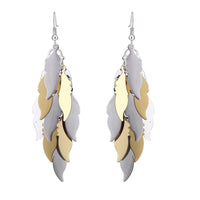 Cargar imagen en el visor de la galería, Brass Ohrringe silberfarben und goldfarben Mix Anhänger Abstrakt - chic - net.de
