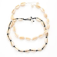 Load image into Gallery viewer, Choker Halskette Cowrie Kauri Muschel schwarz weiß - chic - net.de
