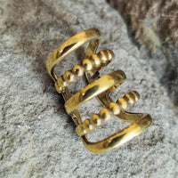 Cargar imagen en el visor de la galería, Ear cuff Dread Lock Bead Messing gold 5 Ringe - chic - net.de
