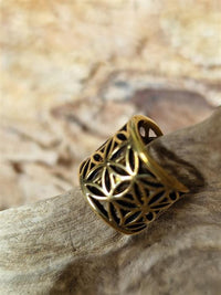 Load image into Gallery viewer, Ear cuff Dread Lock Bead Messing gold Blume des Lebens - chic - net.de
