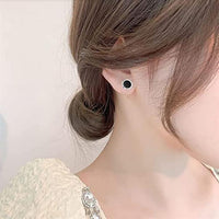 Load image into Gallery viewer, Chirurgischer Edelstahl Ohrstecker rund schwarz 10mm
