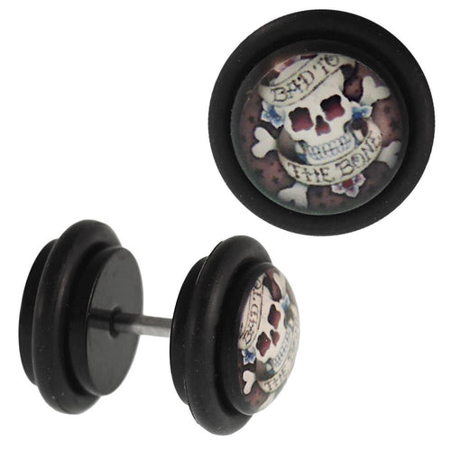 Fake Piercing Plug Totenkopf Knochen überkreuzt Band Schriftzug Gummiring 7 mm - chic - net.de