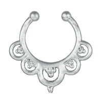 Load image into Gallery viewer, Fake Septum Piercing silberfarben fünf Kreise an Kugeln Edelstahl - chic - net.de
