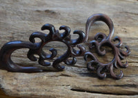 Load image into Gallery viewer, Sonoholz Piercing Holz Schnörkel Spirale Hook Dehnschnecke
