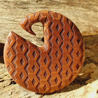 Load image into Gallery viewer, Ear Weight 3D-Illusions-Design Piercing Sawo-Holz 8mm
