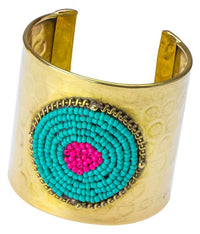 Cargar imagen en el visor de la galería, Messing Armreif gold Perlen Kreise gehämmert rosa türkis breit nickelfrei verstellbar antik Tribal - chic - net.de
