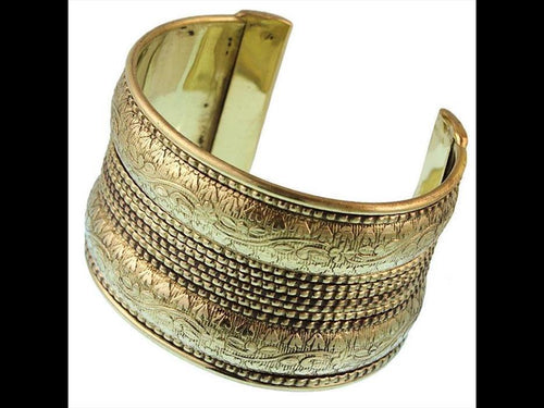Messing Brass Armreif Wölbungen Blumen oxidiert 42 mm gold nickelfrei antik Ketten Tribal Schmuck - chic - net.de